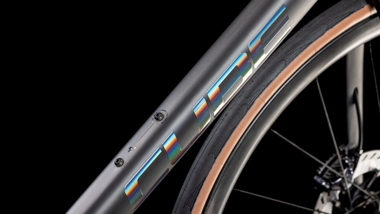 Bicicleta Cube Attain C:62 SLT carbon´n´rainbow / PREVENTA