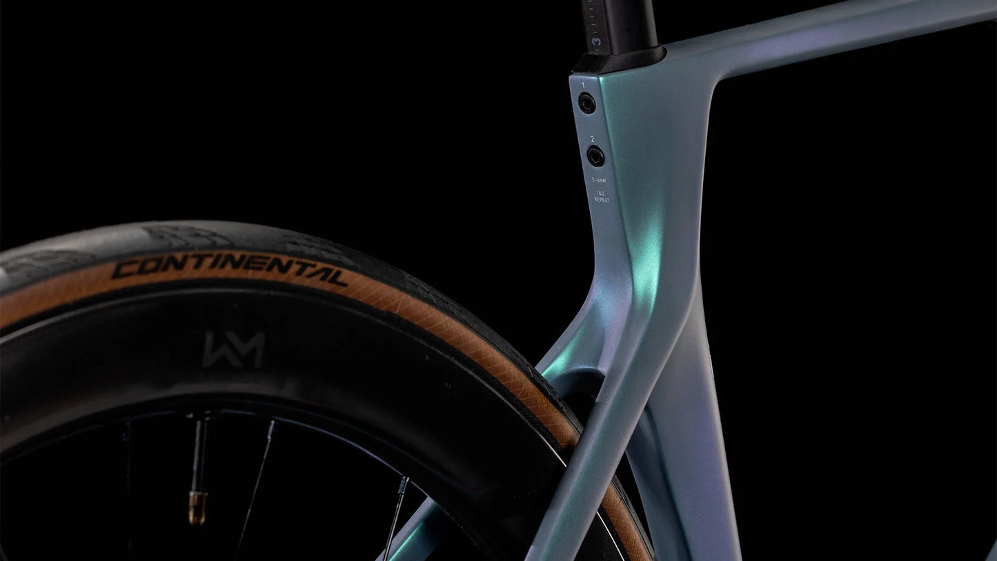 Bicicleta Ruta Cube Agree C:62 Pro polarlight´n´aquagreen / PREVENTA