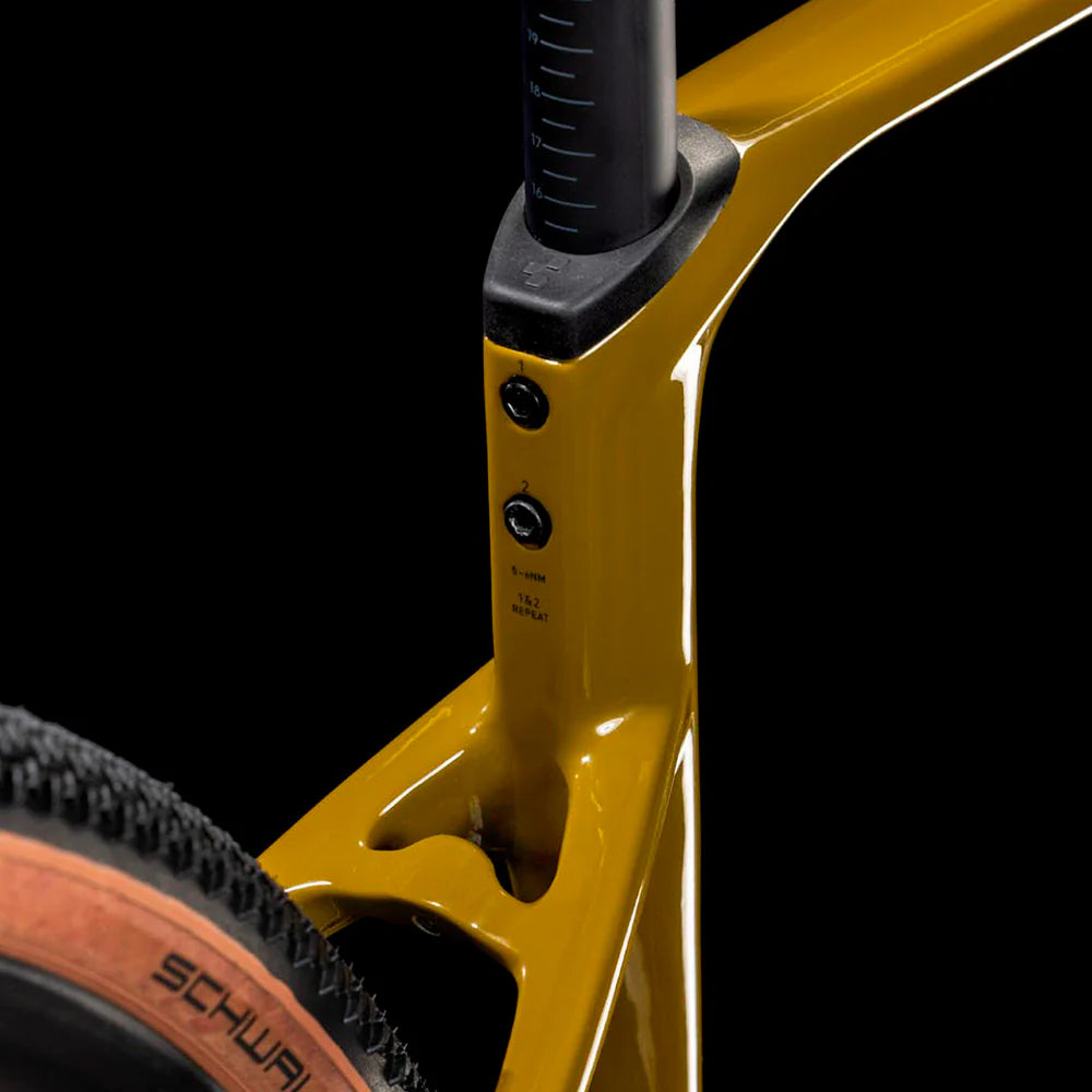 Bicicleta Cube Nuroad C:62 Pro willowgreen´n´black / PREVENTA