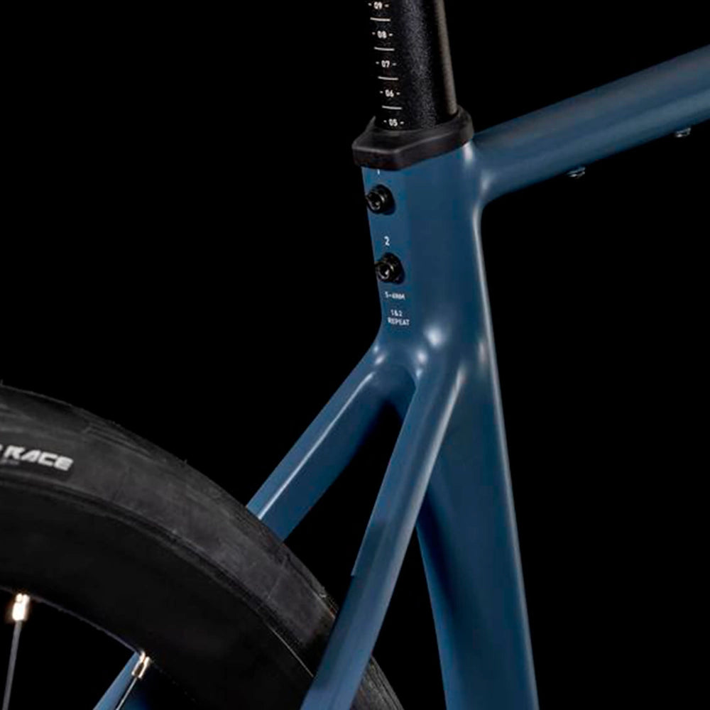 Bicicleta Ruta Cube Attain Pro nightflight´n´grey