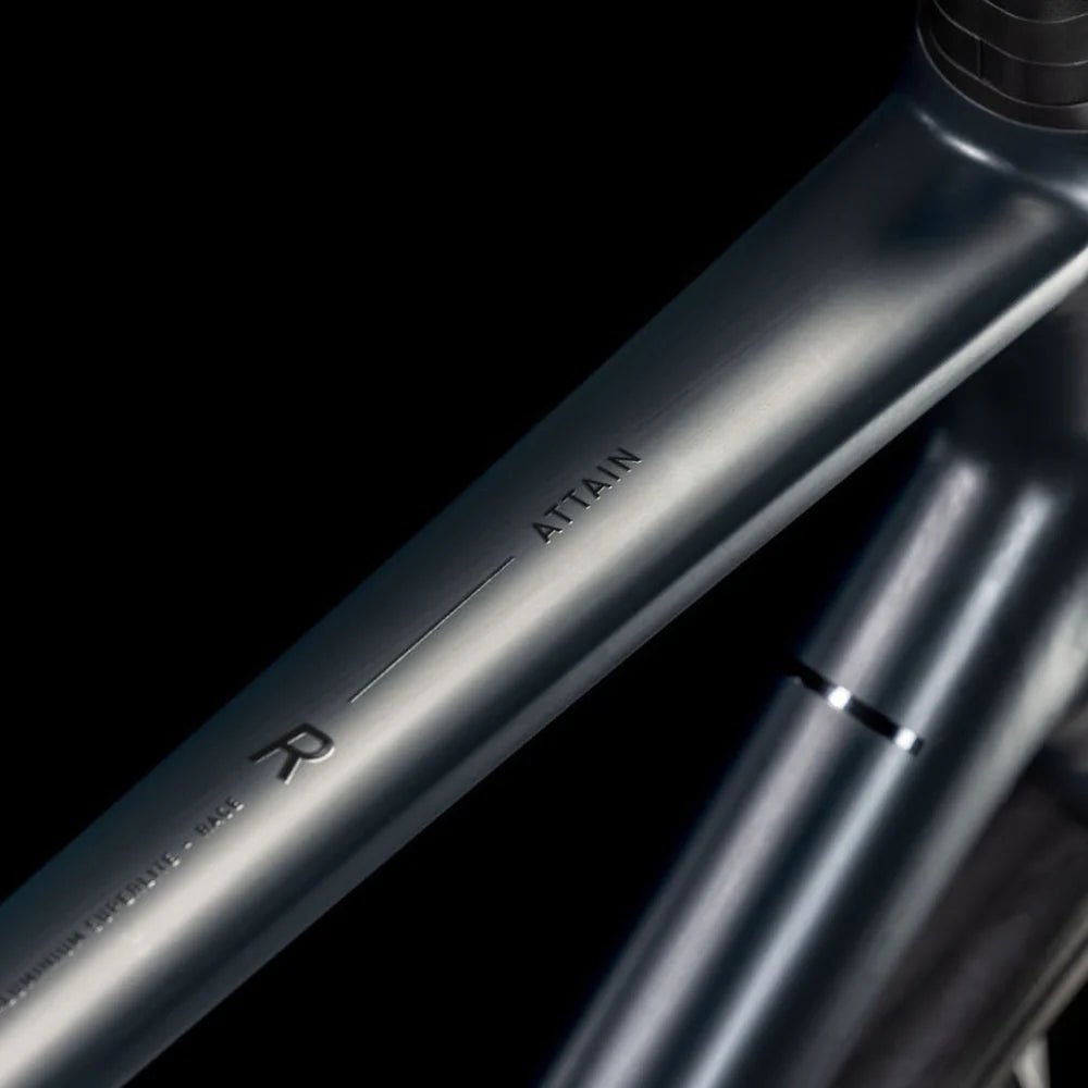 Bicicleta Ruta Cube Attain Race night´n´black