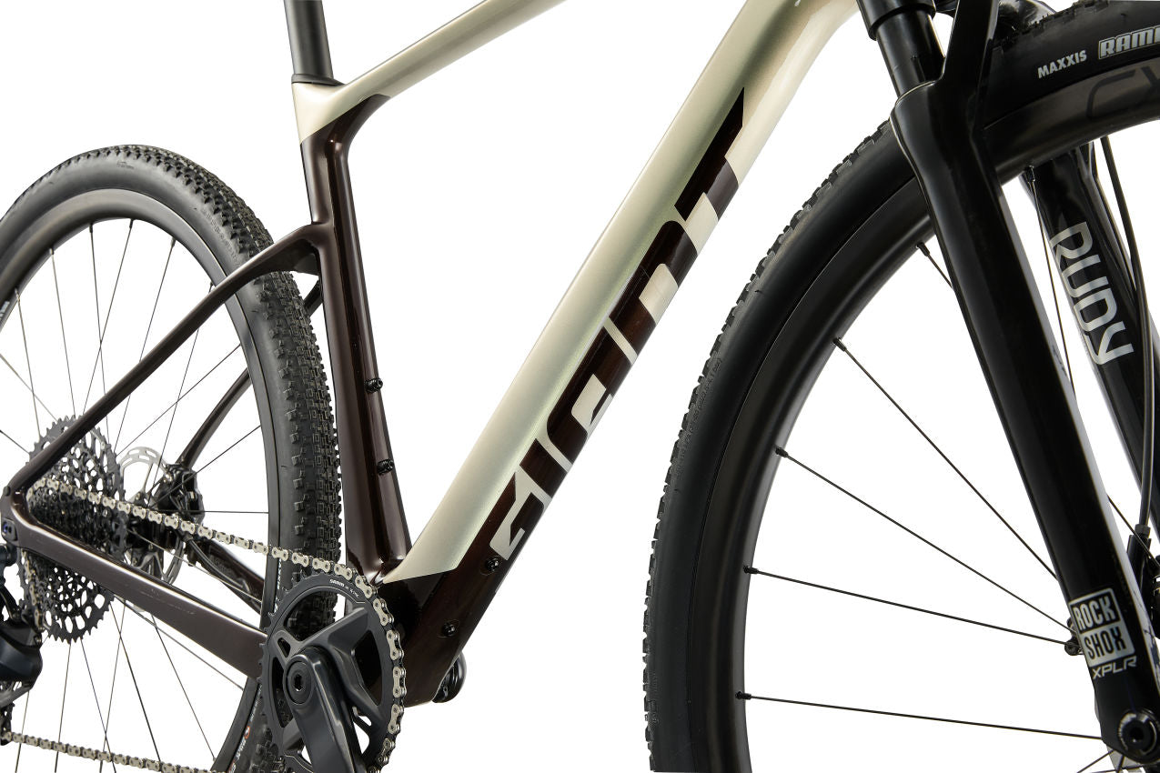 Bicicleta gravel Giant REVOLT X ADVANCED PRO 1 MY24