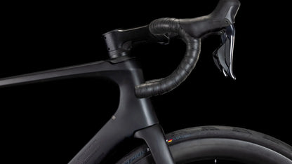 Bicicleta Cube Agree C:62 Pro blackline / PREVENTA