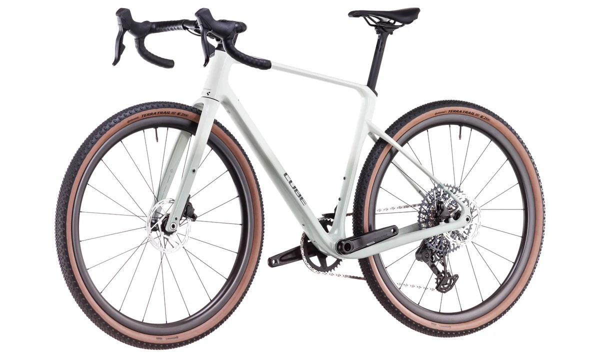 Bicicleta Cube Nuroad C:62 EX desertstone´n´green / PREVENTA