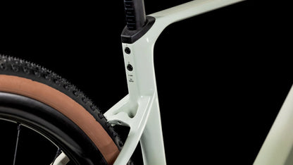 Bicicleta Cube Nuroad C:62 EX desertstone´n´green / PREVENTA