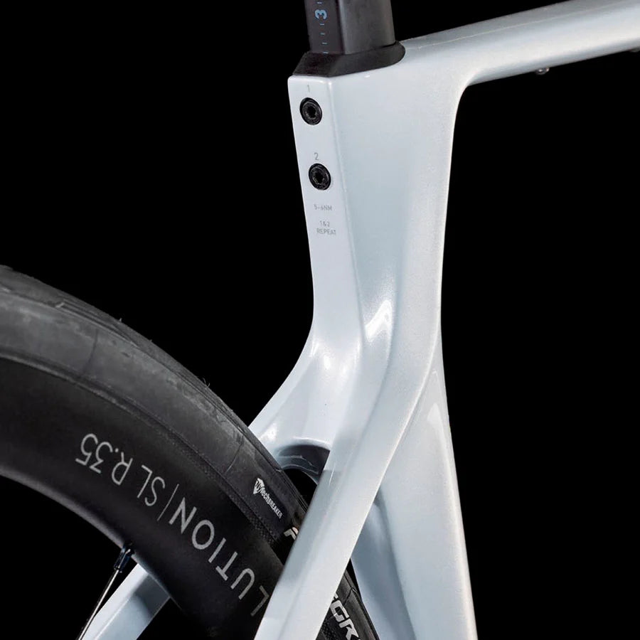 Bicicleta Cube Agree C:62 ONE foggrey´n´grey