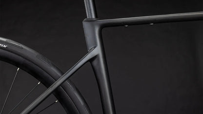 Bicicleta Cube Attain C:62 Race blackline