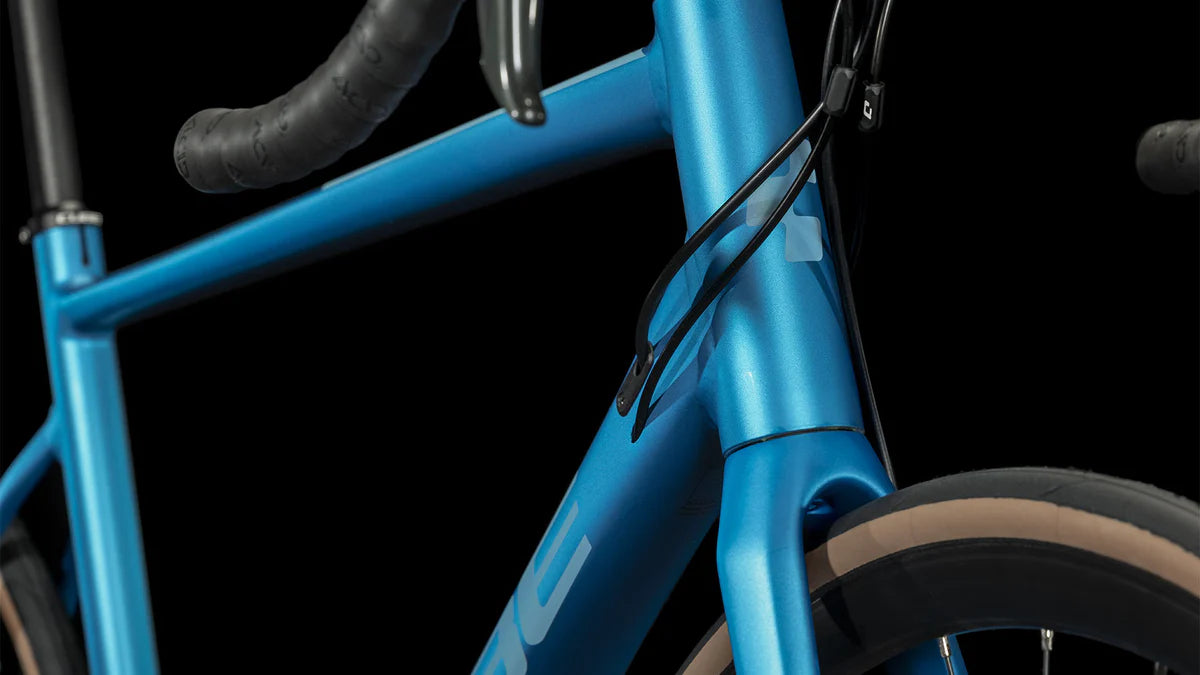 Bicicleta Ruta cube ATTAIN RACE Blue´n´Spectral