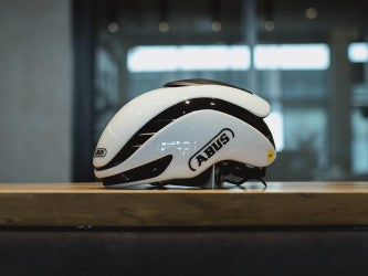 Casco de bicicleta ABUS GAMECHANGER 2.0 blanco brillante