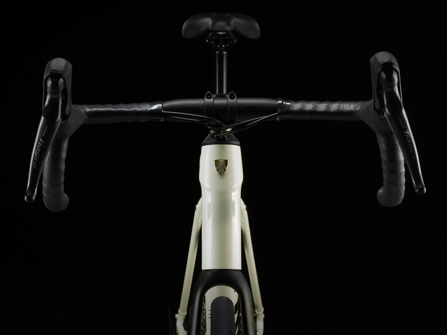 Bicicleta ruta Trek Domane AL4 Gen 4 Blanca
