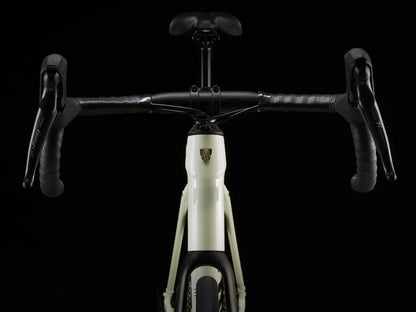 Bicicleta ruta Trek Domane AL4 Gen 4 Blanca