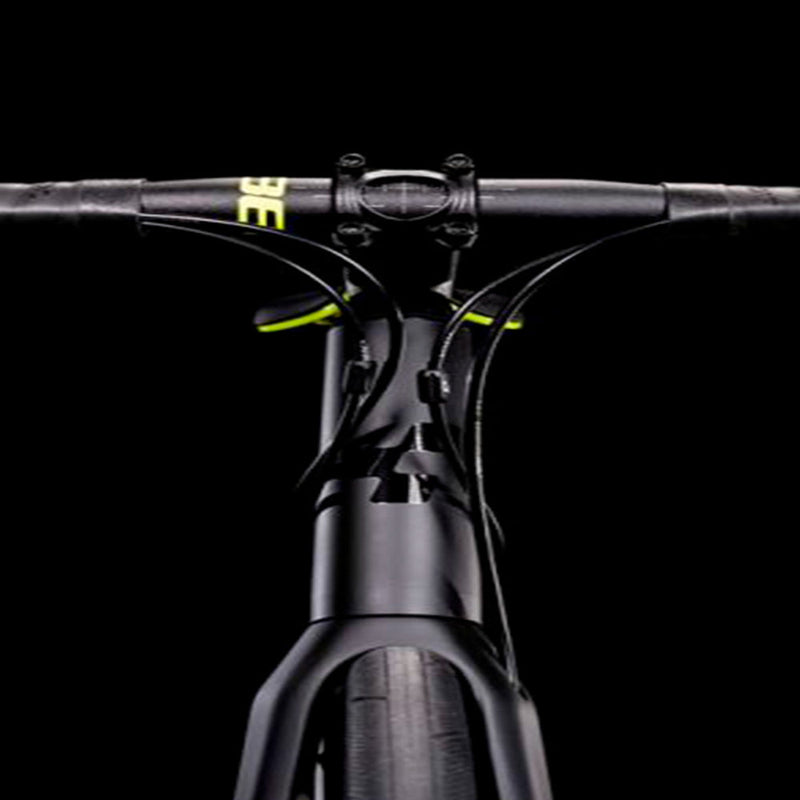 Bicicleta Ruta Cube ATTAIN RACE 700" BLACK´N´WHITE